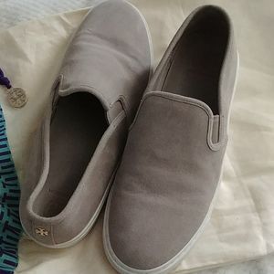 Tory Burch Jesse slip on. Suede Sneaker